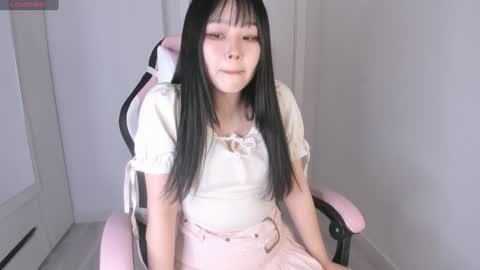 Snapshot of ichigo_o chatting on February 1, 2025, 12:47 pm Hitomi online show from February 1, 2025, 12:47 pm