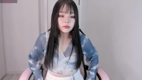 Snapshot of ichigo_o chatting on February 12, 2025, 1:06 pm Hitomi online show from February 12, 2025, 1:06 pm
