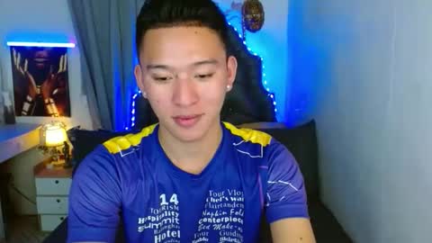 Mateo online show from November 16, 2025, 8:42 am