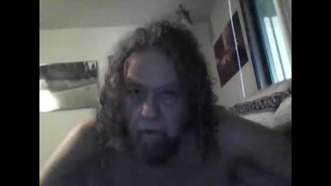 icu2try2xs2 online show from February 25, 2025, 11:33 pm