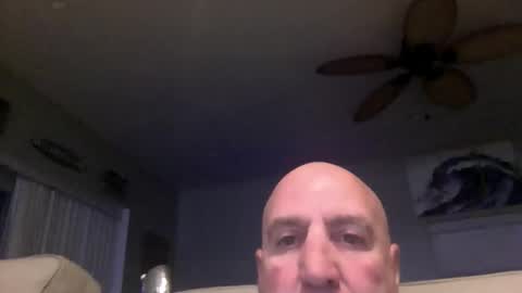 icumming online show from June 3, 2026, 12:24 am