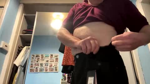 Snapshot of icums4u chatting on June 8, 2026, 1:00 pm icums4u online show from June 8, 2026, 1:00 pm