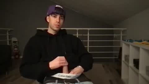 Snapshot of icyninesix chatting on January 29, 2025, 2:09 am icyninesix online show from January 29, 2025, 2:09 am