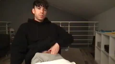 Snapshot of icyninesix chatting on February 6, 2025, 11:48 pm icyninesix online show from February 6, 2025, 11:48 pm