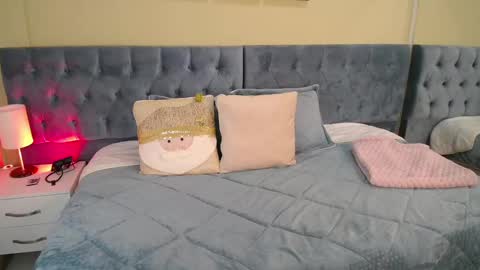 Icy online show from December 23, 2024, 11:36 am