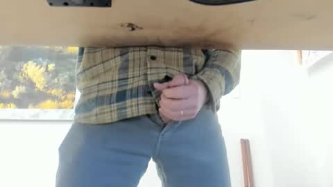 idfunguy2023 online show from February 11, 2026, 12:48 am