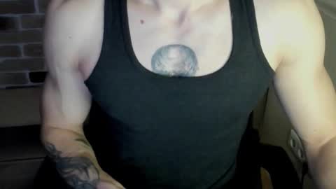 Snapshot of idkiww chatting on October 29, 2025, 7:26 pm yo online show from October 29, 2025, 7:26 pm