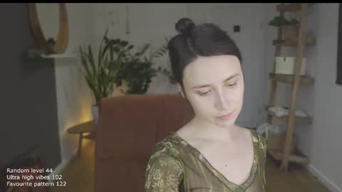 Belle online show from October 27, 2025, 12:31 pm