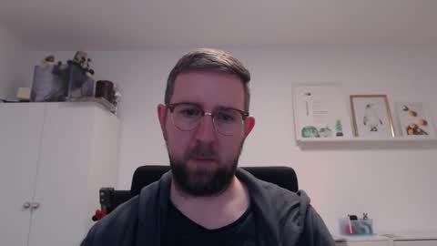 Snapshot of iggi2707 chatting on December 9, 2024, 10:11 am ner d online show from December 9, 2024, 10:11 am