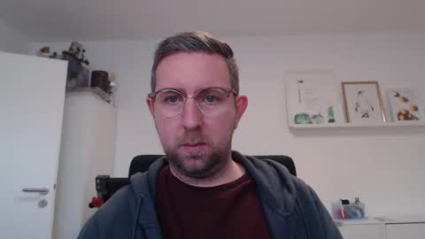 Snapshot of iggi2707 chatting on December 13, 2024, 7:58 am ner d online show from December 13, 2024, 7:58 am