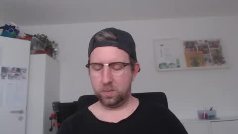 Snapshot of iggi2707 chatting on February 15, 2025, 10:11 am ner d online show from February 15, 2025, 10:11 am