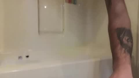 Snapshot of ignaciosmith10 chatting on October 25, 2025, 2:30 am Angel Oppenheim online show from October 25, 2025, 2:30 am