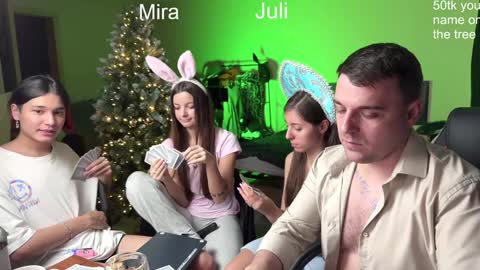 Snapshot of ihavepaws33 chatting on December 24, 2024, 5:23 pm Julia and Mira online show from December 24, 2024, 5:23 pm
