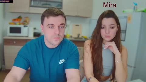 Snapshot of ihavepaws33 chatting on January 8, 2025, 12:58 pm Julia and Mira online show from January 8, 2025, 12:58 pm