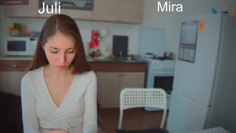 Snapshot of ihavepaws33 chatting on February 24, 2025, 10:37 am Julia and Mira online show from February 24, 2025, 10:37 am