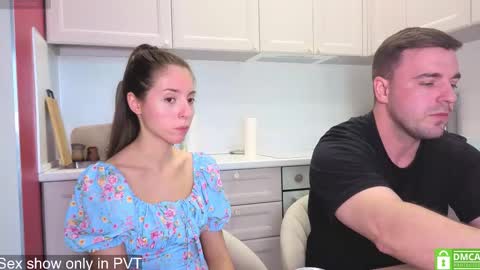 Snapshot of ihavepaws33 chatting on September 12, 2025, 9:09 am Julia and Mira online show from September 12, 2025, 9:09 am