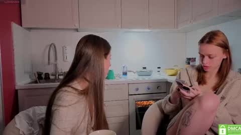 Julia and Mira online show from January 16, 2026, 10:30 am