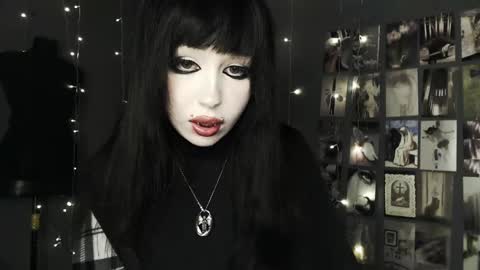 iiiiiiis online show from June 2, 2026, 12:45 am