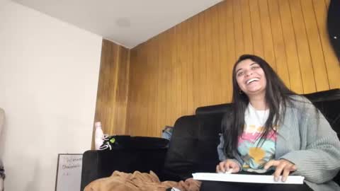 Snapshot of iko_deli chatting on March 10, 2025, 12:40 am valentina online show from March 10, 2025, 12:40 am