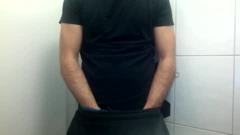 ilcaponero online show from March 29, 2026, 11:49 pm