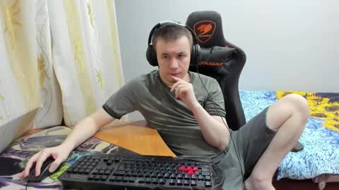 iliaskris online show from October 24, 2025, 6:37 pm