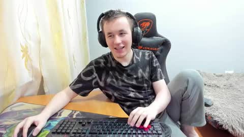 iliaskris online show from November 9, 2025, 12:14 pm