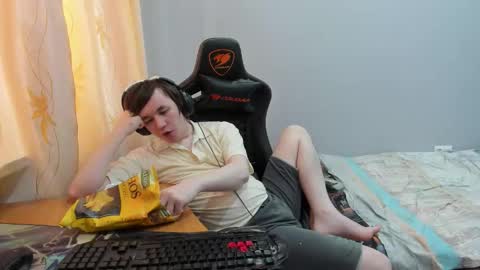 iliaskris online show from March 12, 2026, 1:06 pm