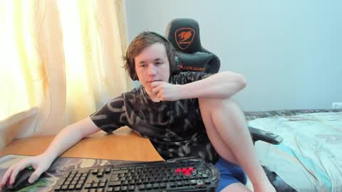 iliaskris online show from April 8, 2026, 6:13 am