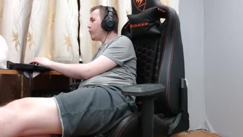 Snapshot of iliaskrisloveee chatting on October 30, 2025, 12:56 am lord online show from October 30, 2025, 12:56 am