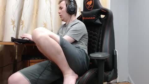 Snapshot of iliaskrisloveee chatting on October 30, 2025, 1:01 pm lord online show from October 30, 2025, 1:01 pm