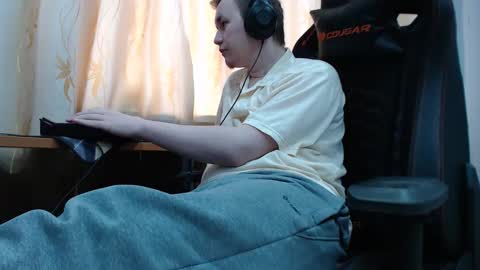 Snapshot of iliaskrisloveee chatting on November 4, 2025, 6:34 am lord online show from November 4, 2025, 6:34 am