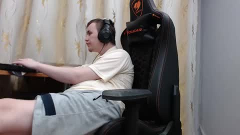 Snapshot of iliaskrisloveee chatting on November 10, 2025, 10:31 pm lord online show from November 10, 2025, 10:31 pm