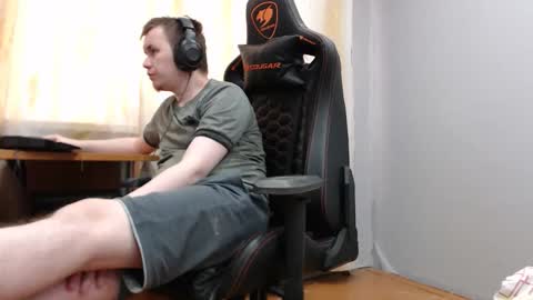 Snapshot of iliaskrisloveee chatting on November 16, 2025, 11:27 am lord online show from November 16, 2025, 11:27 am