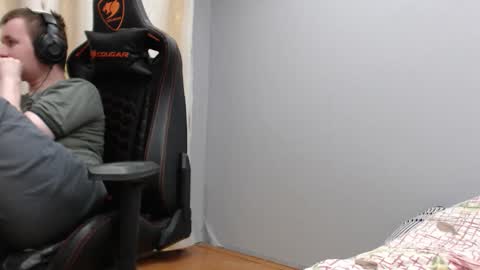 Snapshot of iliaskrisloveee chatting on November 18, 2025, 2:43 pm lord online show from November 18, 2025, 2:43 pm