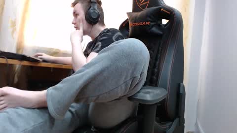 Snapshot of iliaskrisloveee chatting on November 21, 2025, 7:40 am lord online show from November 21, 2025, 7:40 am