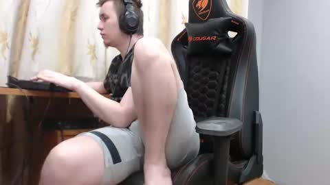 Snapshot of iliaskrisloveee chatting on November 23, 2025, 9:03 pm lord online show from November 23, 2025, 9:03 pm