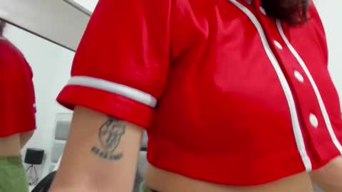 ILY   online show from November 4, 2025, 11:15 pm