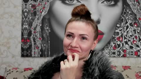 Snapshot of illegalbeauty87 chatting on December 4, 2024, 3:26 am Ingrid or more easier...Miss  GoDDess Mistress online show from December 4, 2024, 3:26 am