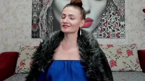 Snapshot of illegalbeauty87 chatting on December 4, 2024, 6:33 am Ingrid or more easier...Miss  GoDDess Mistress online show from December 4, 2024, 6:33 am