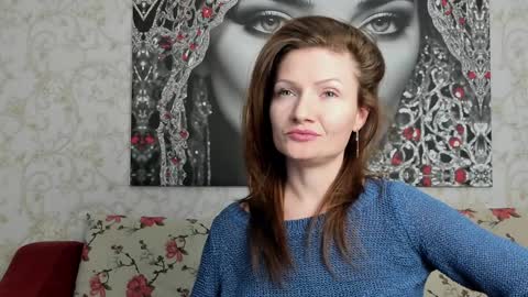 Snapshot of illegalbeauty87 chatting on December 10, 2024, 3:55 pm Ingrid or more easier...Miss  GoDDess Mistress online show from December 10, 2024, 3:55 pm