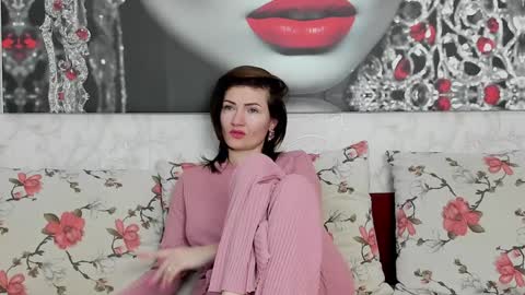 Snapshot of illegalbeauty87 chatting on January 21, 2025, 7:04 am Ingrid or more easier...Miss  GoDDess Mistress online show from January 21, 2025, 7:04 am