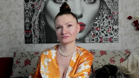 Snapshot of illegalbeauty87 chatting on February 3, 2025, 7:51 am Ingrid or more easier...Miss  GoDDess Mistress online show from February 3, 2025, 7:51 am