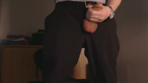 illinoishoosier30 online show from April 2, 2026, 1:42 pm