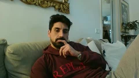 ilmangj90 online show from January 28, 2025, 3:25 pm