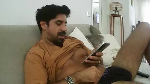 ilmangj90 online show from September 9, 2025, 8:47 am