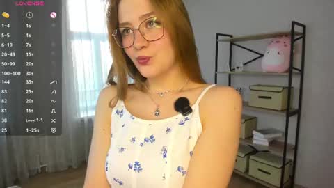 Snapshot of ilonamoorman chatting on July 11, 2026, 7:11 am Ilona online show from July 11, 2026, 7:11 am