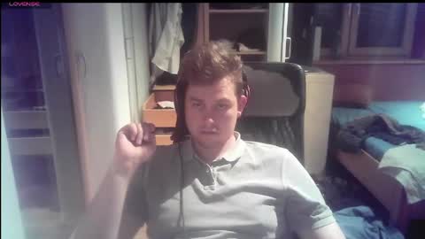 iloveyoutoo2000 online show from May 11, 2026, 7:11 pm