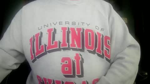 ilundercover2 online show from April 2, 2026, 10:46 am