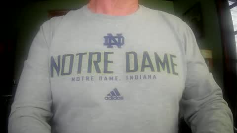 ilundercover2 online show from April 4, 2026, 12:02 pm