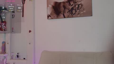 Ariana online show from October 31, 2025, 12:28 pm